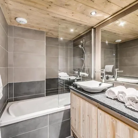Des Neiges C - 4 - Pied De Pistes, Service Hotelier Inclus Mae-2582 * Tignes